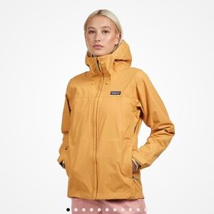 NWT Patagonia Torrentshell 3L Rain Jacket Women's M Dried Mango H2NO Packable